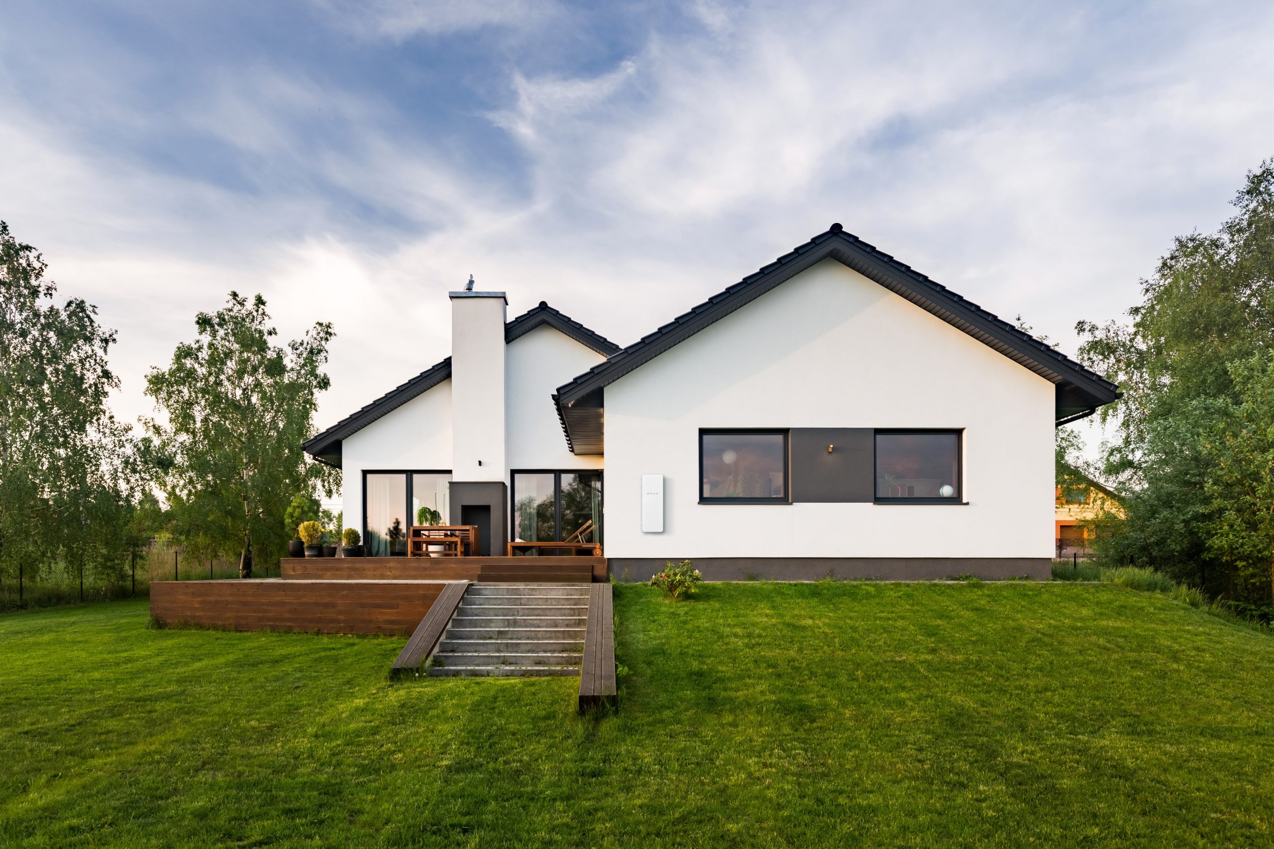 Outdoor shot of Span Home Yard